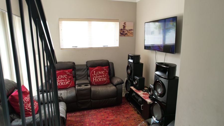 3 Bedroom Property for Sale in Parklands Western Cape